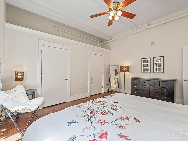 417 Vine St #302 — Photo 22