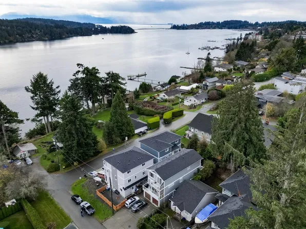 2042 Terrott St, Sooke, BC V9Z 0X2