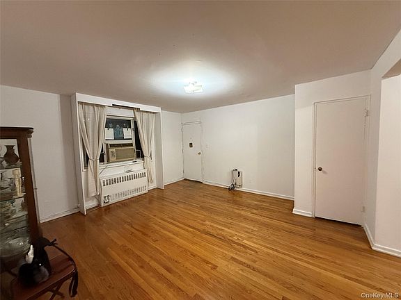 4th image of 220-20 Stronghurst Avenue #20