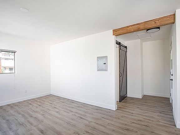 4th image of 3518 Bellevue Ave APT 4