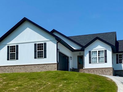 146 Falcon Crest Dr, Harrogate, TN, 37752