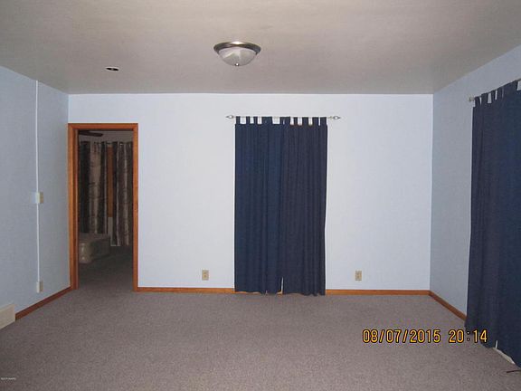 2nd image of 1415 Woodland Bch