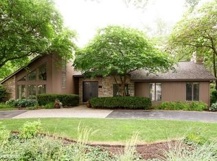 220 Westridge Rd, Joliet, IL 60431