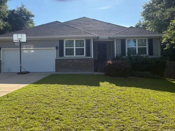 3483 Sparco Dr, Crestview, FL 32539