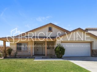 44105 Freer Way, Lancaster, CA 93536