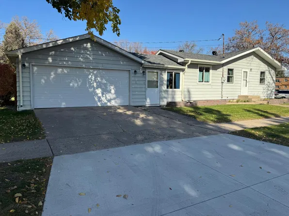 1315-19 1/2 St S, Moorhead, MN 56560