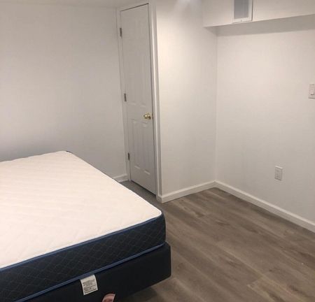 3rd image of 97 Schuyler Ave #2