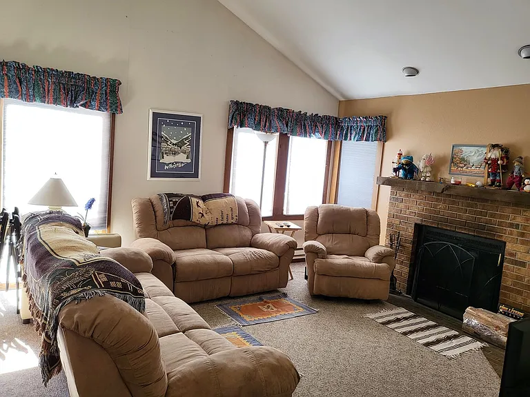 3712 Silverheels Dr — Photo 4