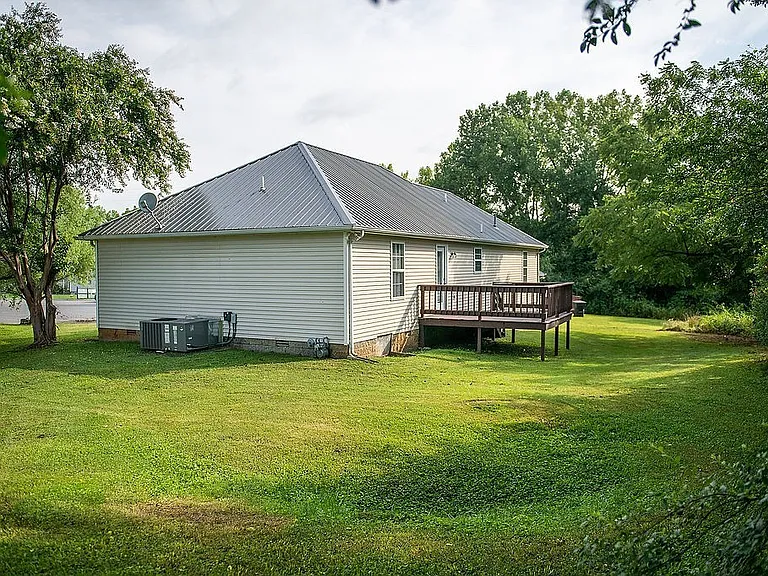 1012 Wismar Ct — Photo 2