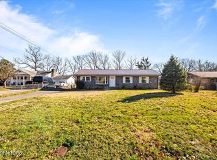 3148 Wilderness Rd, Knoxville, TN 37917