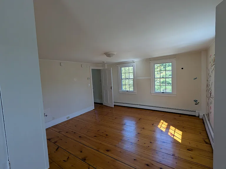 123 Dakin Rd — Photo 34