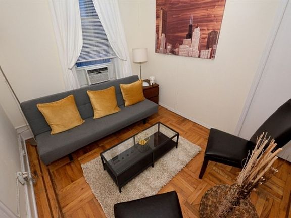 3rd image of 405 E 61st St APT 5A