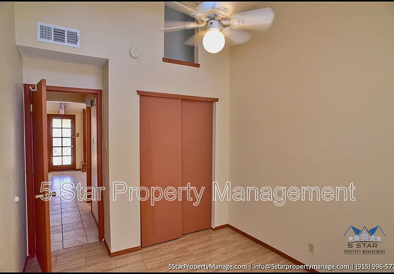 11645 Gordon Cooper Ln — Photo 36