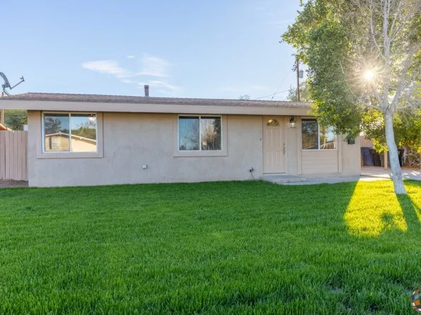 420 N El Cerrito Dr, Brawley, CA 92227