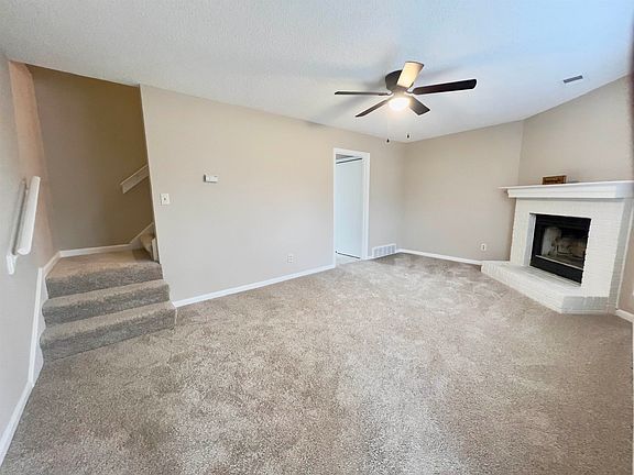 3rd image of 2176 Oldfield Dr