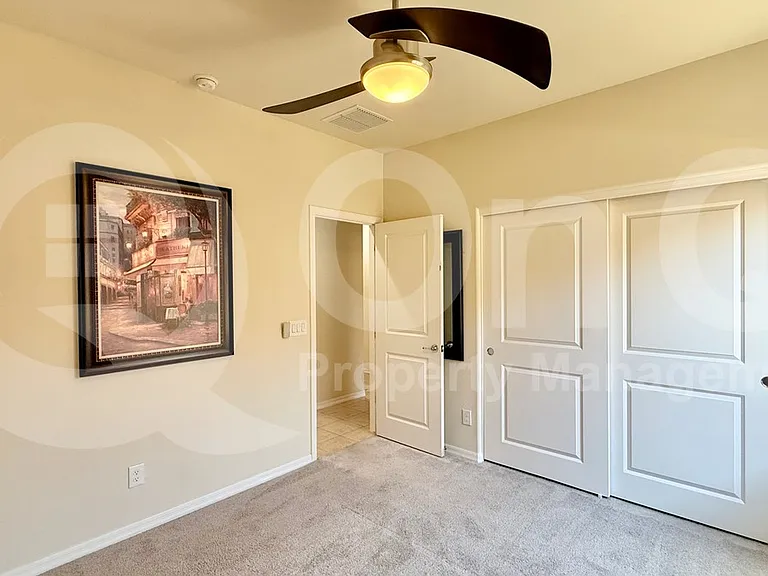 263 E Jade Dr — Photo 11