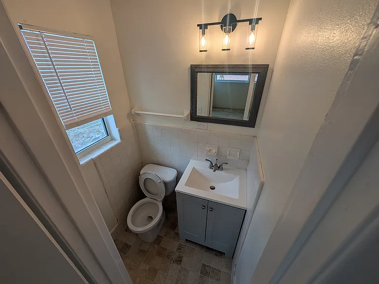 2609 N Oleander Ave #17 — Photo 20