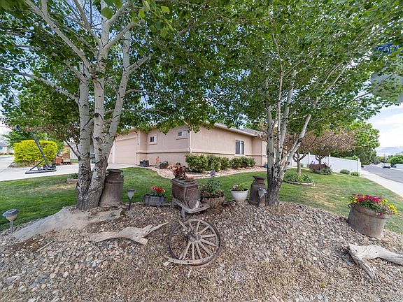 3rd image of 640 Cortney Way