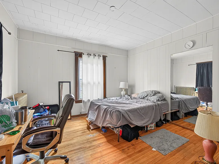 2404 Lyndale Ave S #3 — Photo 3