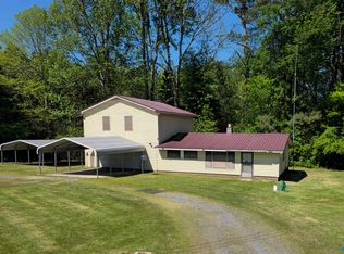 1208 Carter Cir NE, Arab, AL 35016