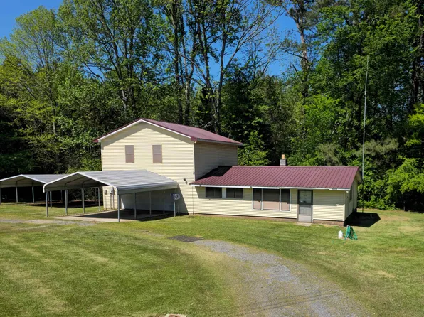 1208 Carter Cir NE, Arab, AL 35016