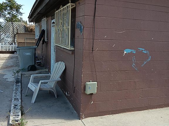 3rd image of 5944 Jemez Dr