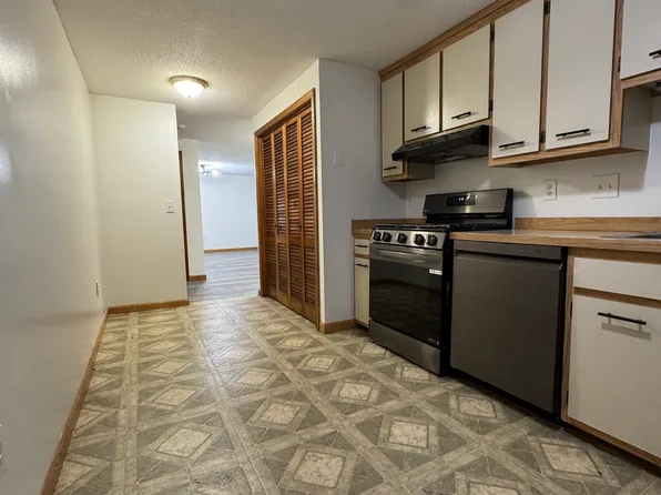 118 Bluestone Dr #A, Nashua, NH 03060