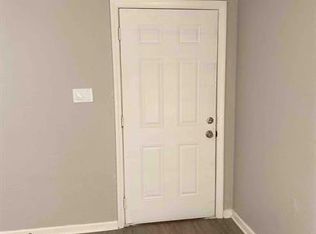 8407 Blue Ridge Blvd, Kansas City, MO 64138