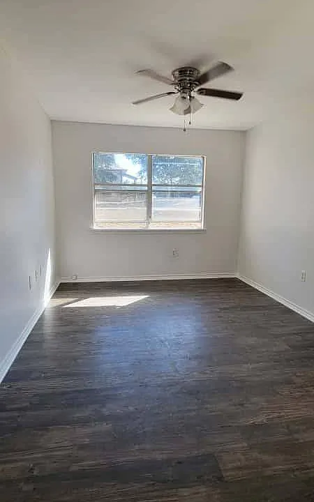 130 Town St #107