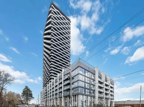36 Zorra St #3510, Toronto, ON M8Z 0G5