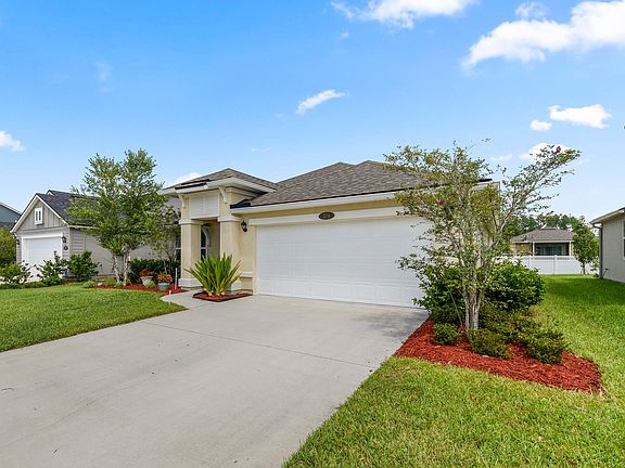 3rd image of 379 Shetland Dr