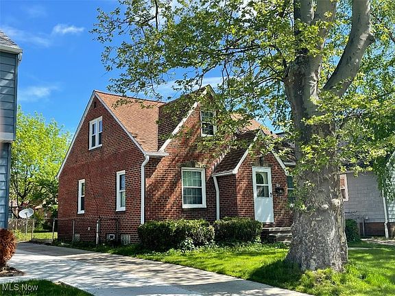3rd image of 13432 Wainstead Ave