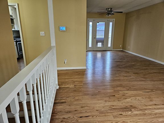 4th image of 437 N 82nd Ter