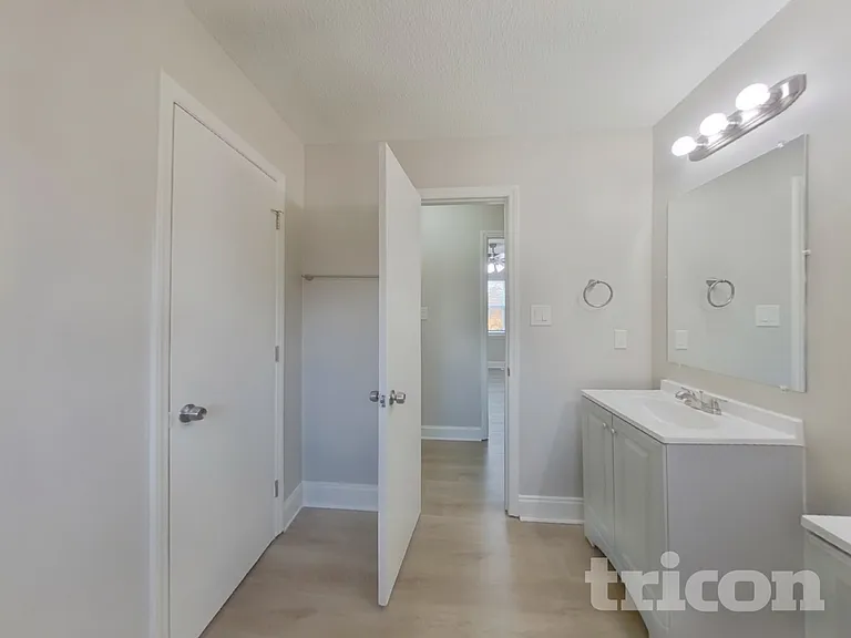 5801 Leaf Ct — Photo 12