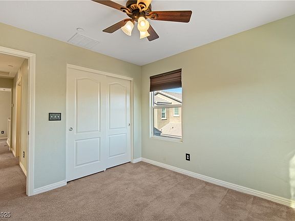 2nd image of 993 Crescent Falls St