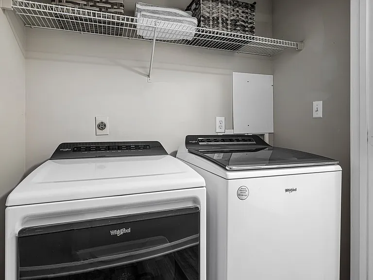 Fieldstone Apartment Homes — Photo 32