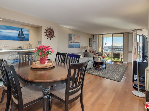 5th image of 4314 Marina City Dr