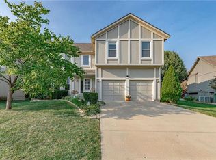 13310 W 115th St, Overland Park, KS 66210