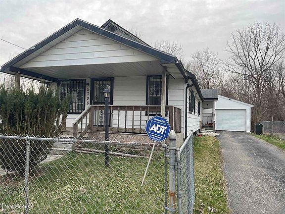2nd image of 2306 Blades Ave