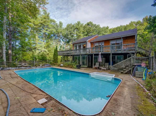 561 Fort Hill Road, Gorham, ME 04038