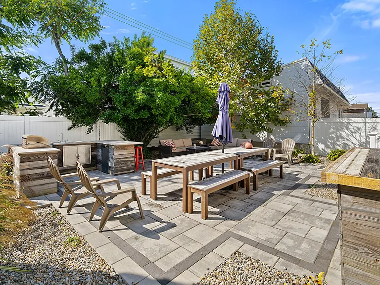 Outdoor Seating
