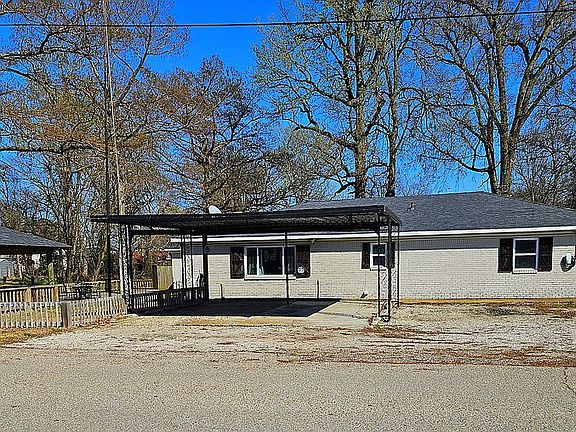 4th image of 24 Bass Rd
