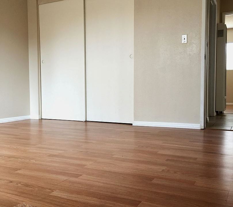 1st image of 56279 Buena Vista Dr APT 16