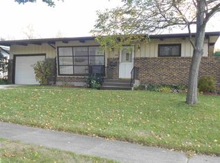 1024 Emerson Dr, Rockford, IL 61108