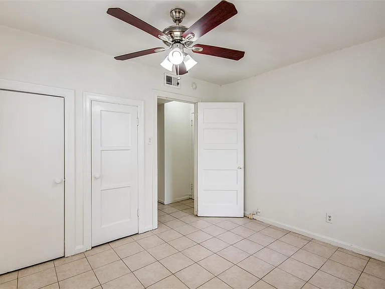 1828 W Main St #1 — Photo 13