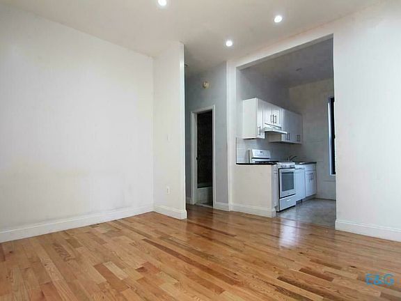 5th image of 247 Audubon Ave APT 32