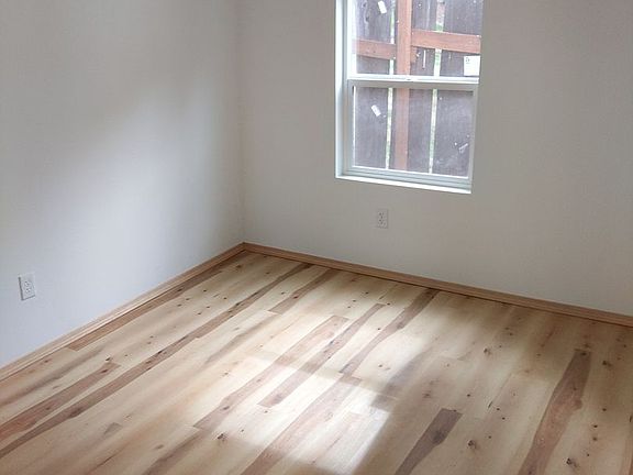 5th image of 88869-88879 Alder St