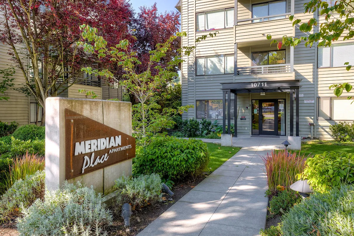 Building Photo - Meridian Place
