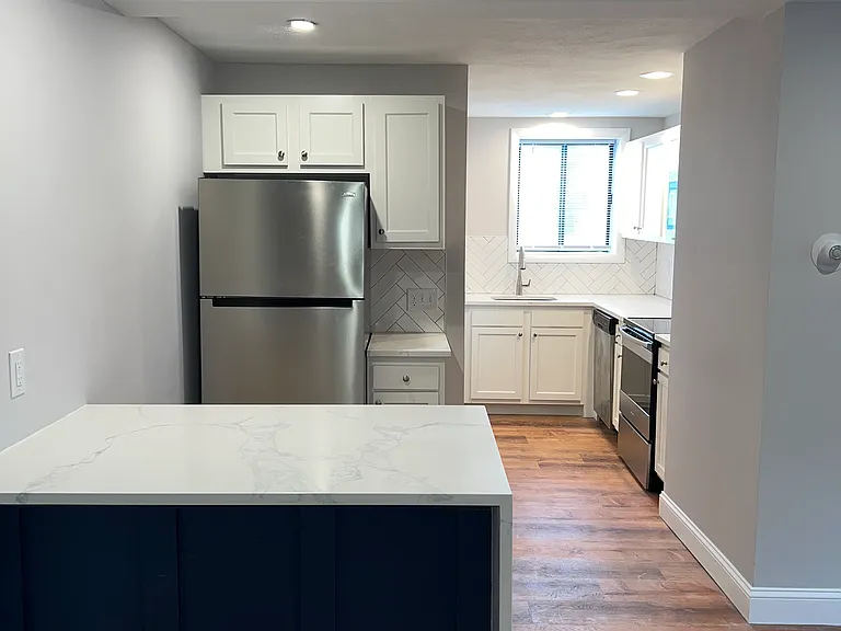75 & 77 Elm Street — Photo 46