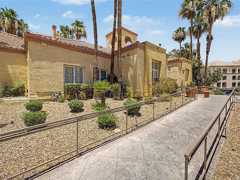 260 E Flamingo Rd #220 — Photo 26